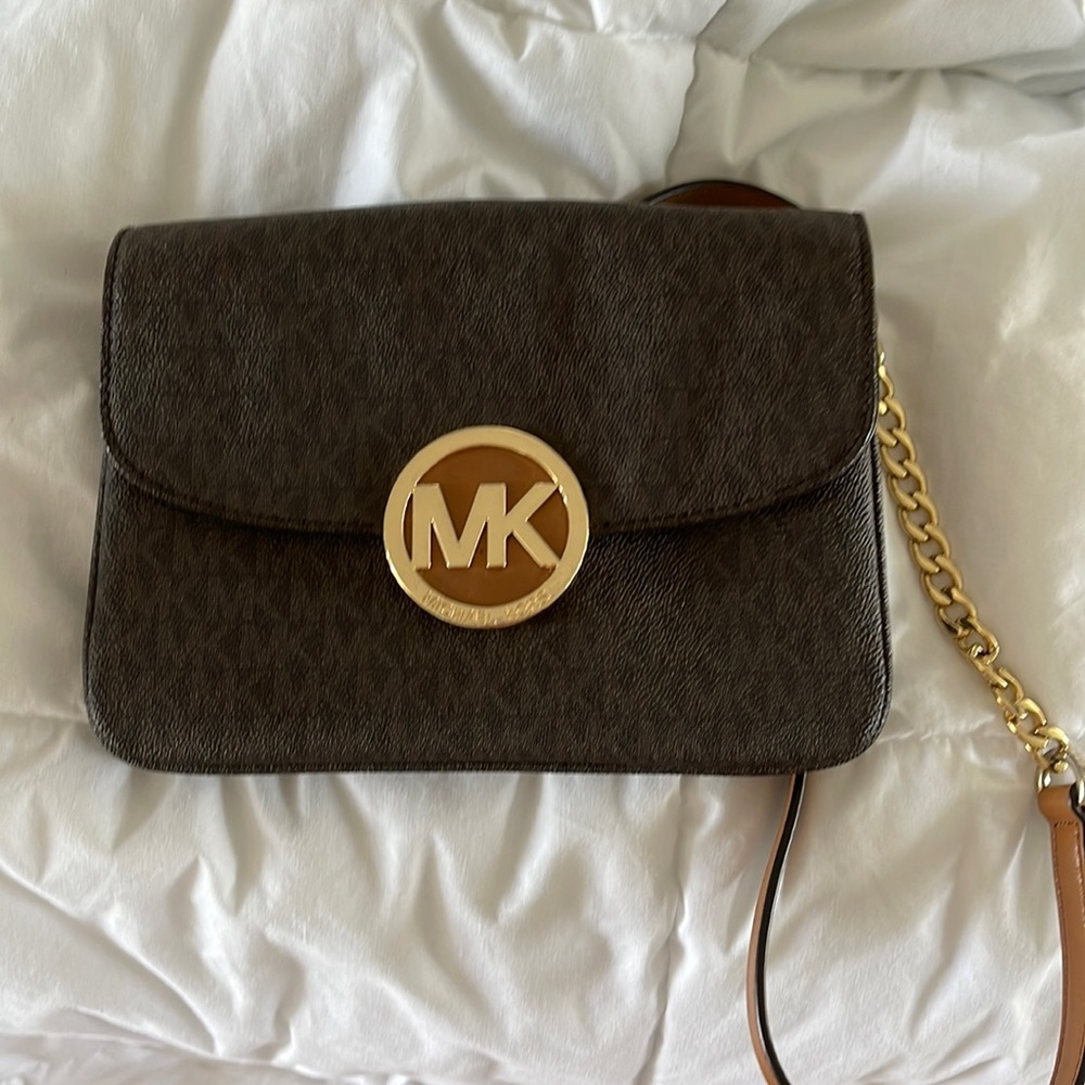 Michael kors small purse